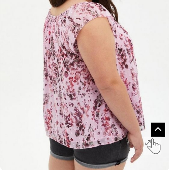 NWT Torrid Clip Dot Blouse - Picture 4 of 5